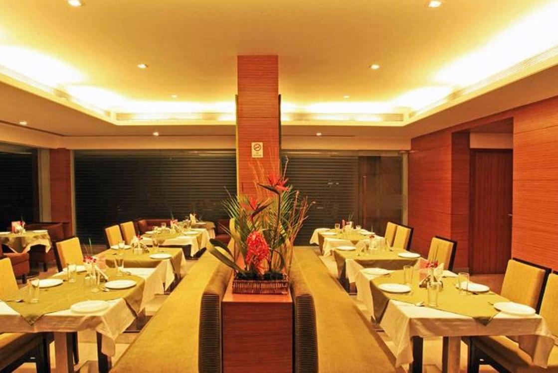 Hotel Woodland Pune Luaran gambar