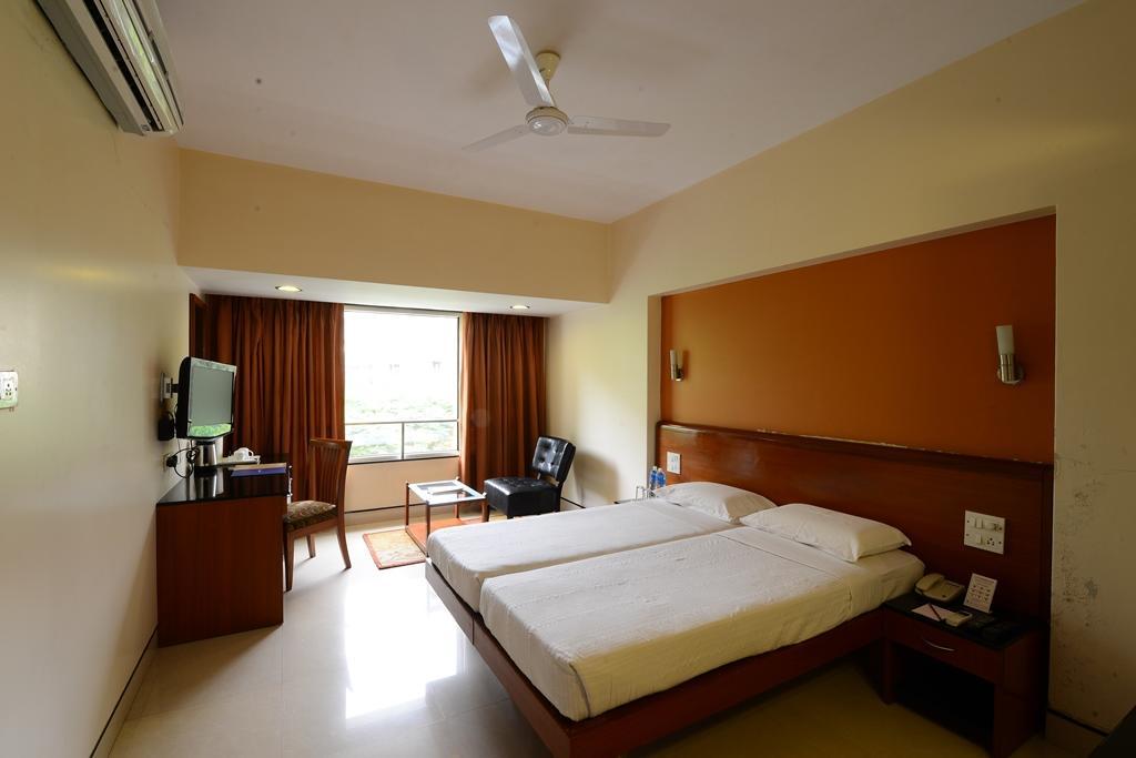 Hotel Woodland Pune Luaran gambar